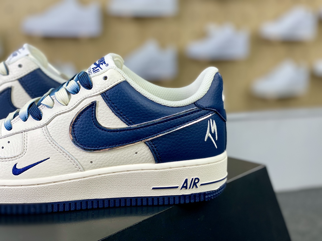 Fat Joe x Nike Air Force 1 Low ”Terror Squad” Air Force One classic low-top sneakers ”Splicing off-white and navy blue TS embroidery” IO5636-999