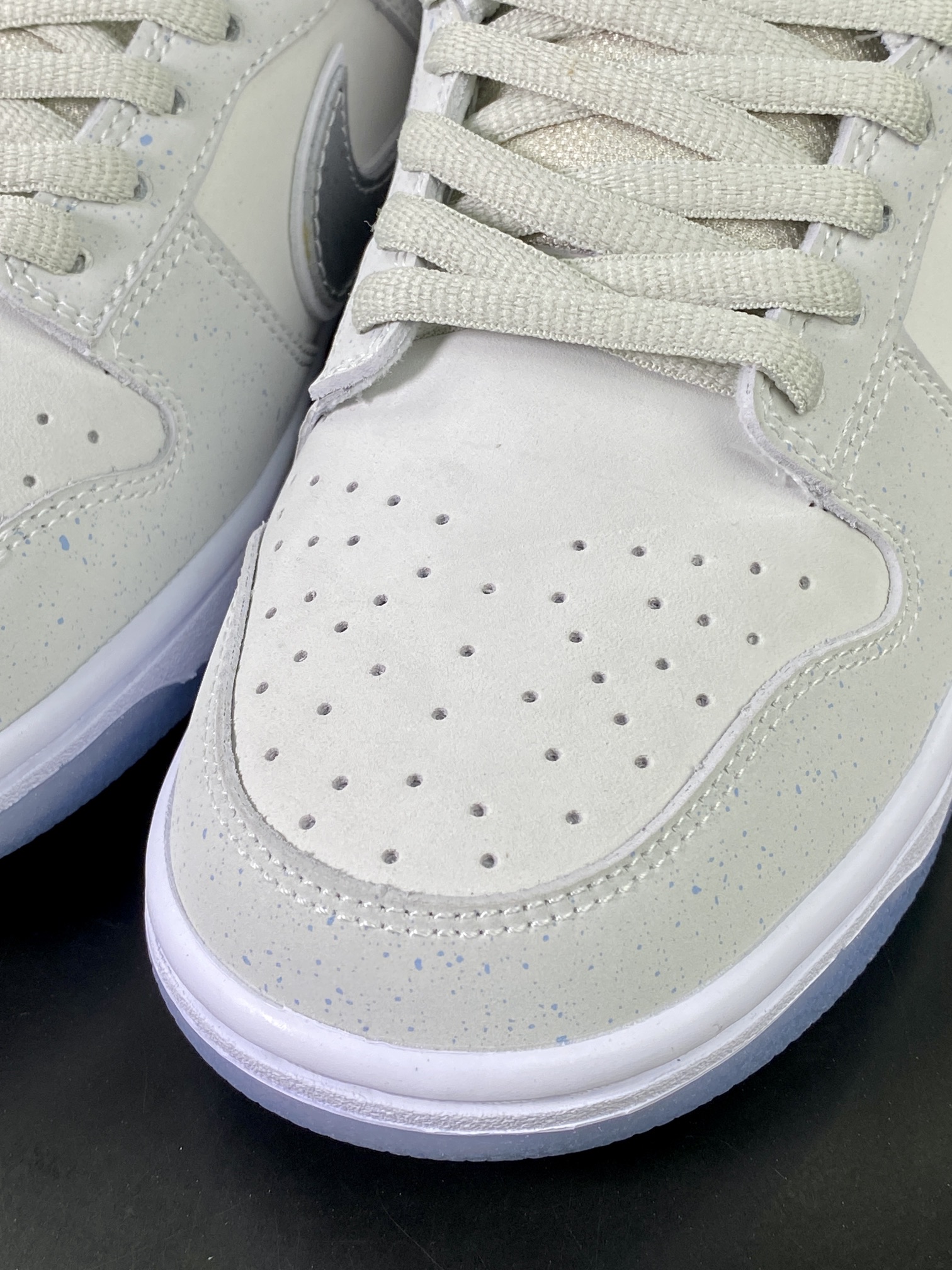 220 Concepts x Nike SB Dunk Low"White Lobster"扣篮板鞋“白银龙虾”FD8776-100