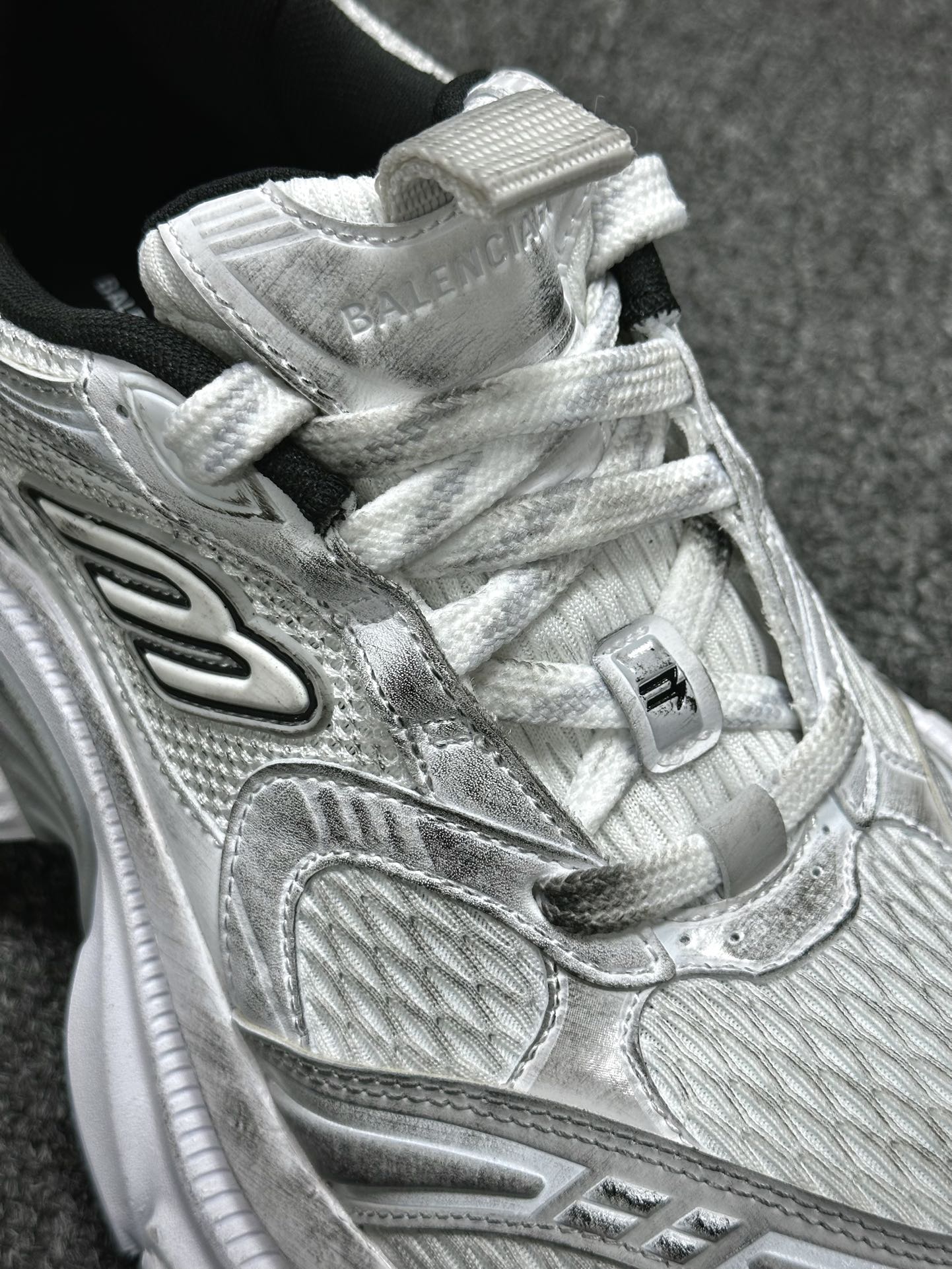 400 巴黎世家BALENCIAGA 10XL Sneakers 10+系列低帮慢跑鞋“网织银灰反光”734731 W3XLR 1281