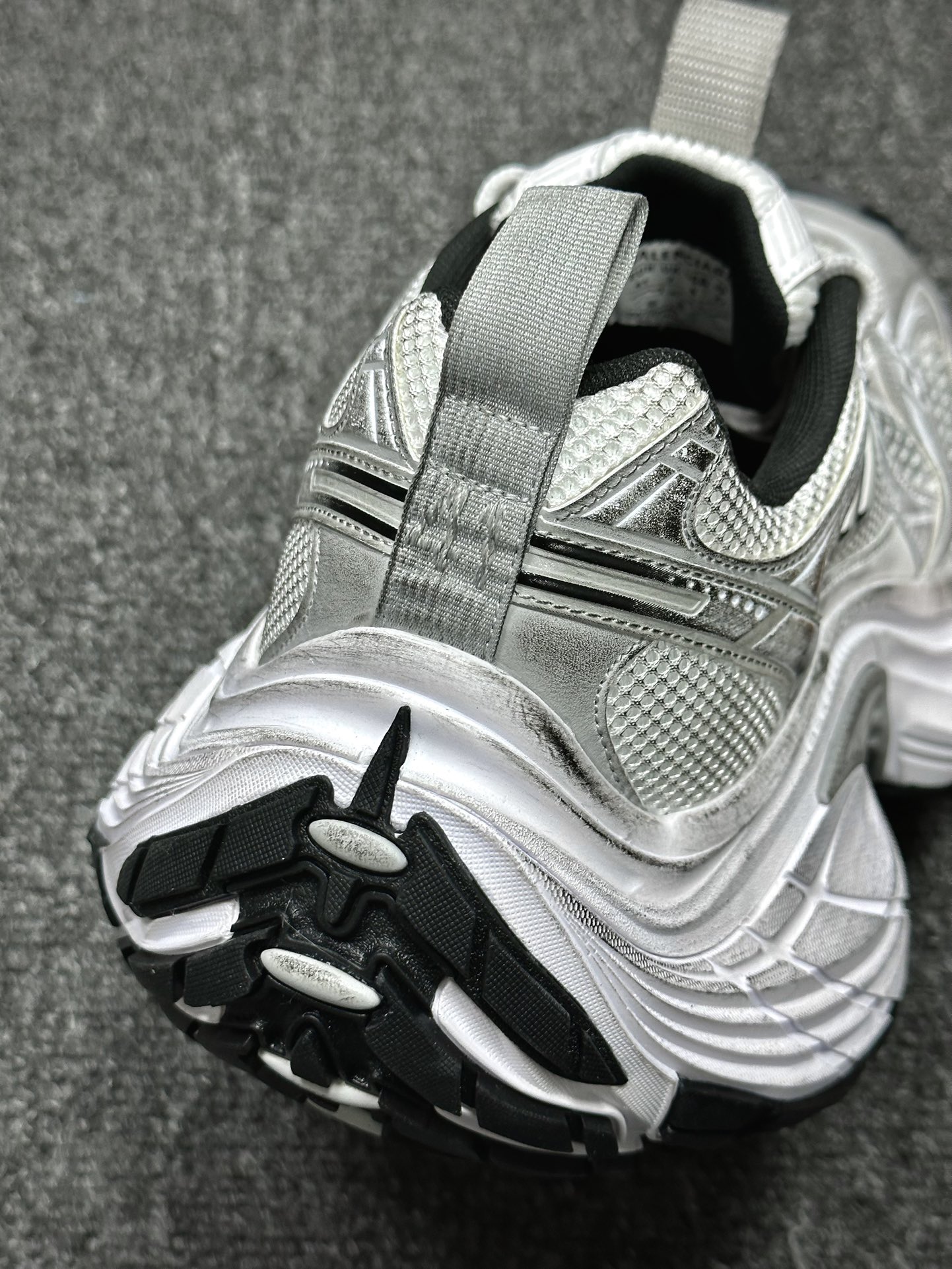 400 巴黎世家BALENCIAGA 10XL Sneakers 10+系列低帮慢跑鞋“网织银灰反光”734731 W3XLR 1281