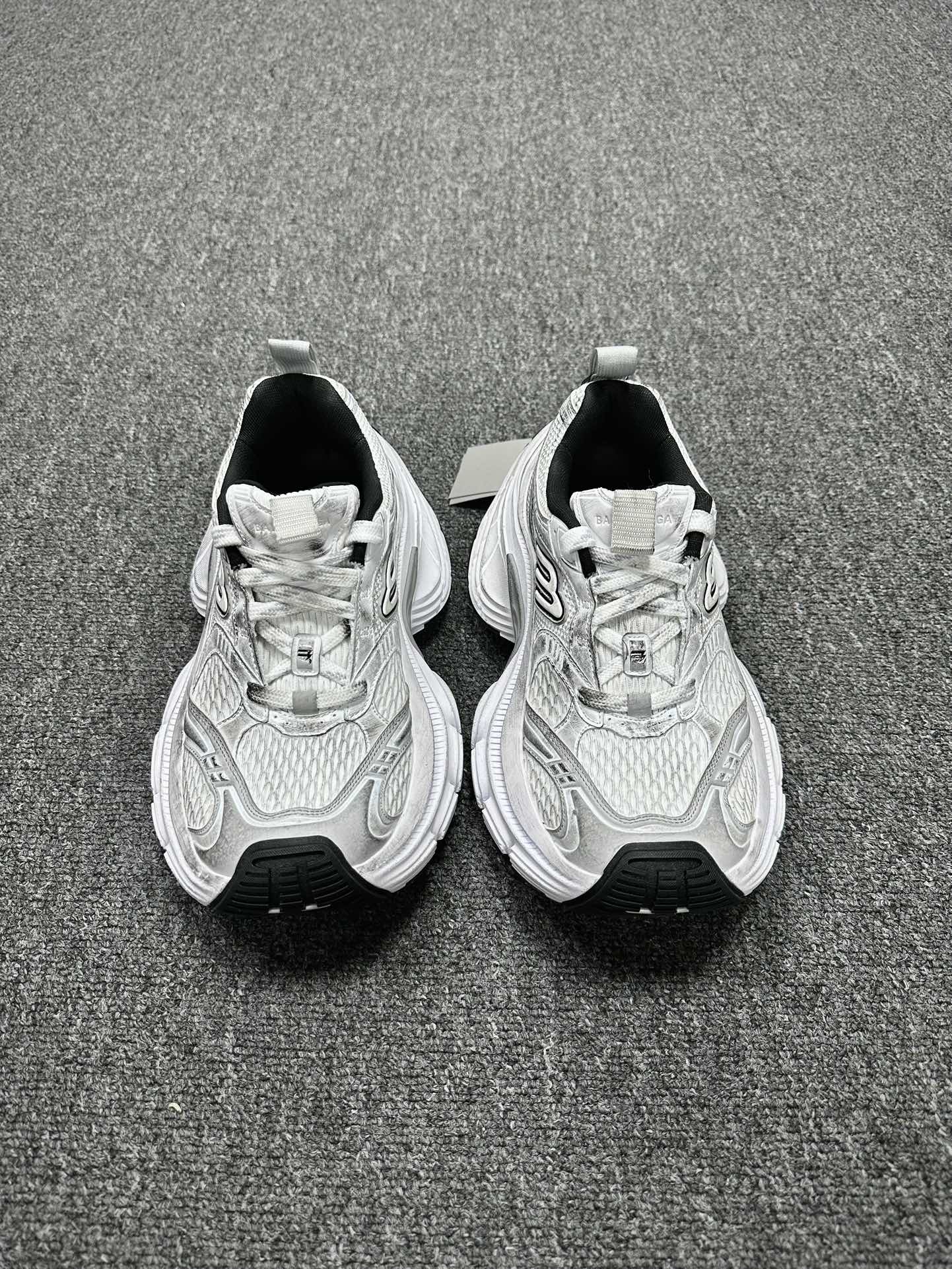 400 巴黎世家BALENCIAGA 10XL Sneakers 10+系列低帮慢跑鞋“网织银灰反光”734731 W3XLR 1281