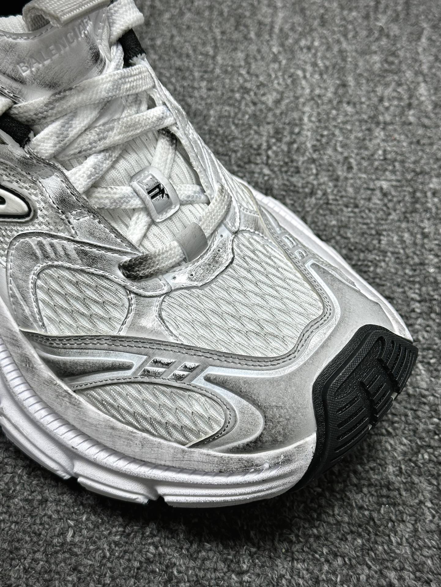 400 巴黎世家BALENCIAGA 10XL Sneakers 10+系列低帮慢跑鞋“网织银灰反光”734731 W3XLR 1281