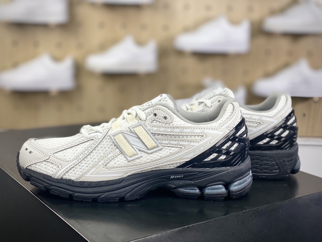 NBNew Balance M1906R series low-top sports jogging shoes ”joint beige and black” M1906RCO