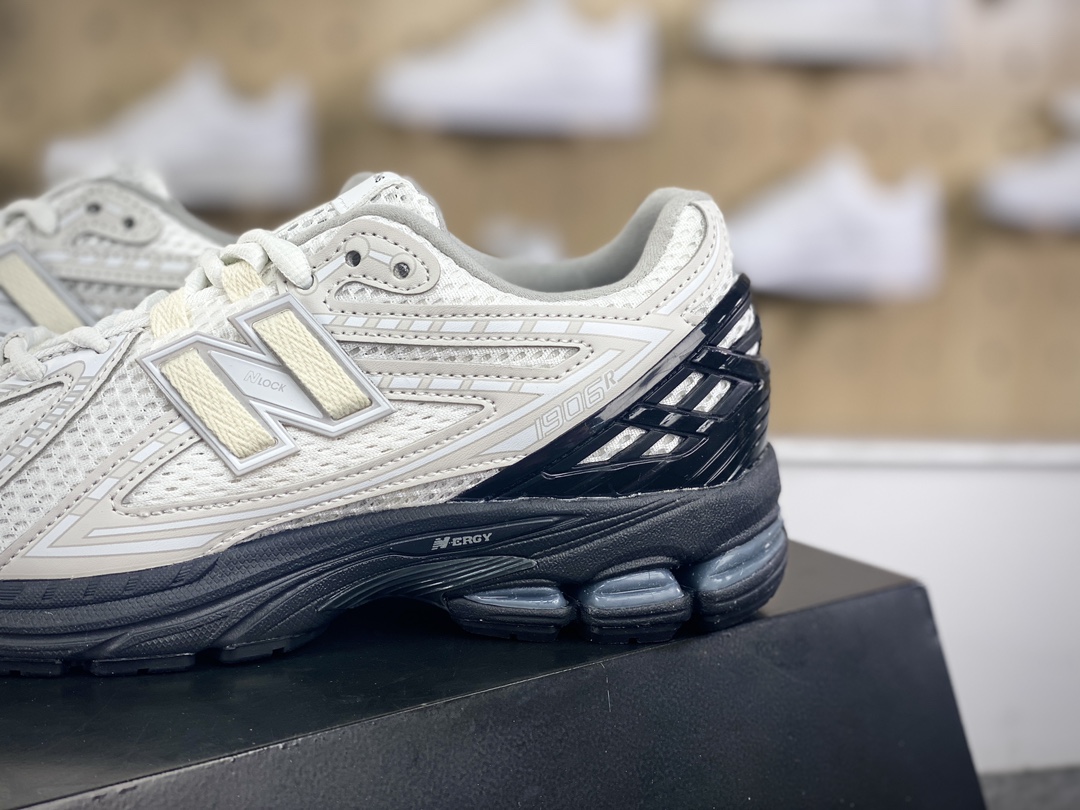 NBNew Balance M1906R series low-top sports jogging shoes ”joint beige and black” M1906RCO