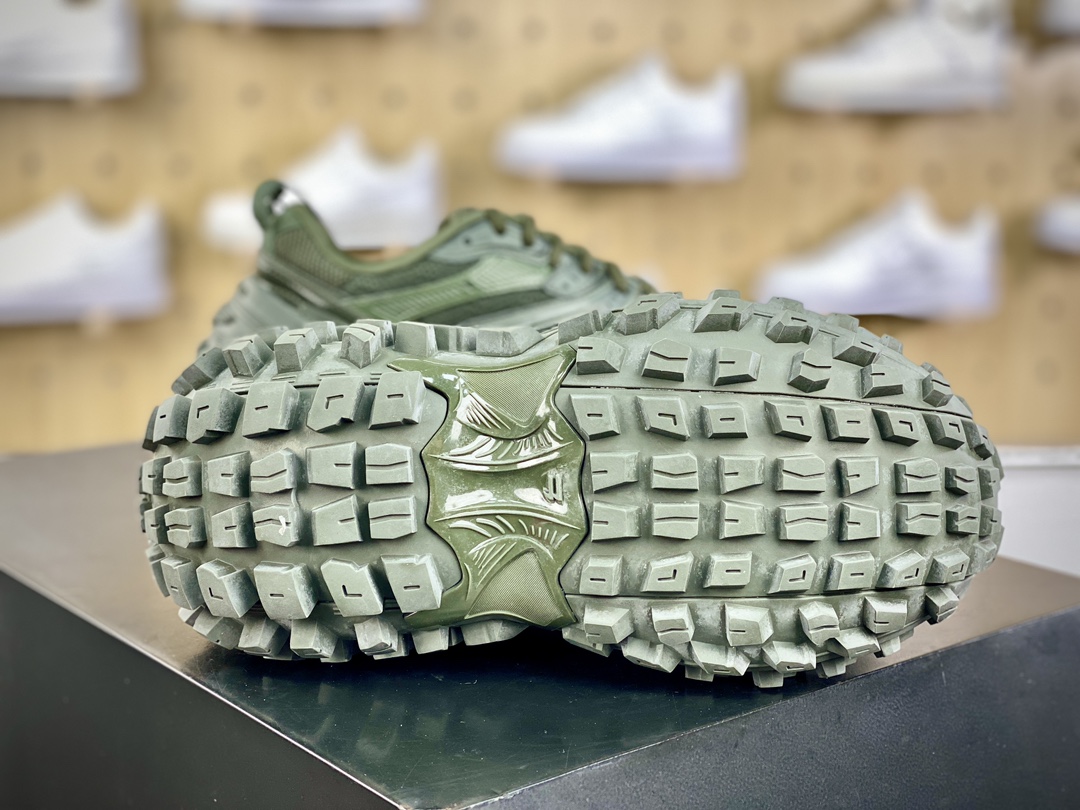 500 巴黎世家BALENCIAGA Defender Rubber Platform Sneakers”Army Green”卫士系列低帮慢跑鞋“暗绿做旧”685613 W2RA6 3000