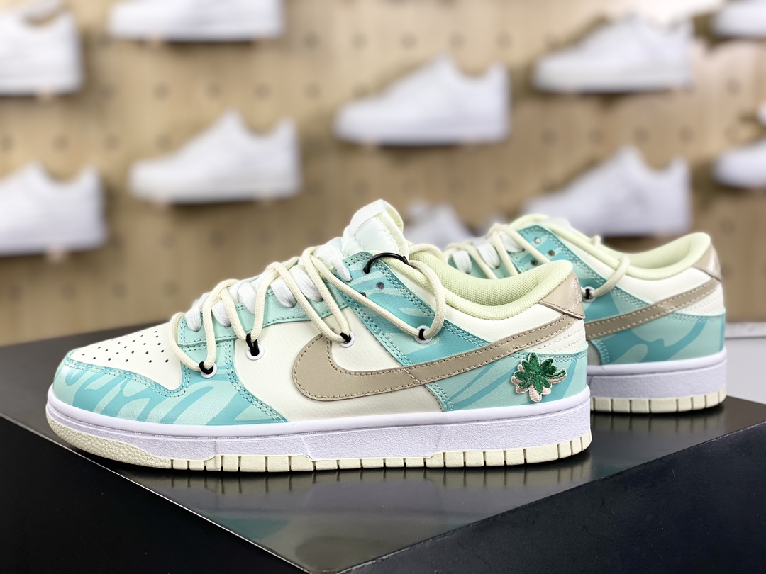 300 耐克Nike SB Dunk Low Lot"Beige/Mint/Coconut Tree"扣篮板鞋“蒂芙尼绿四叶草绑绳”DJ6188-100