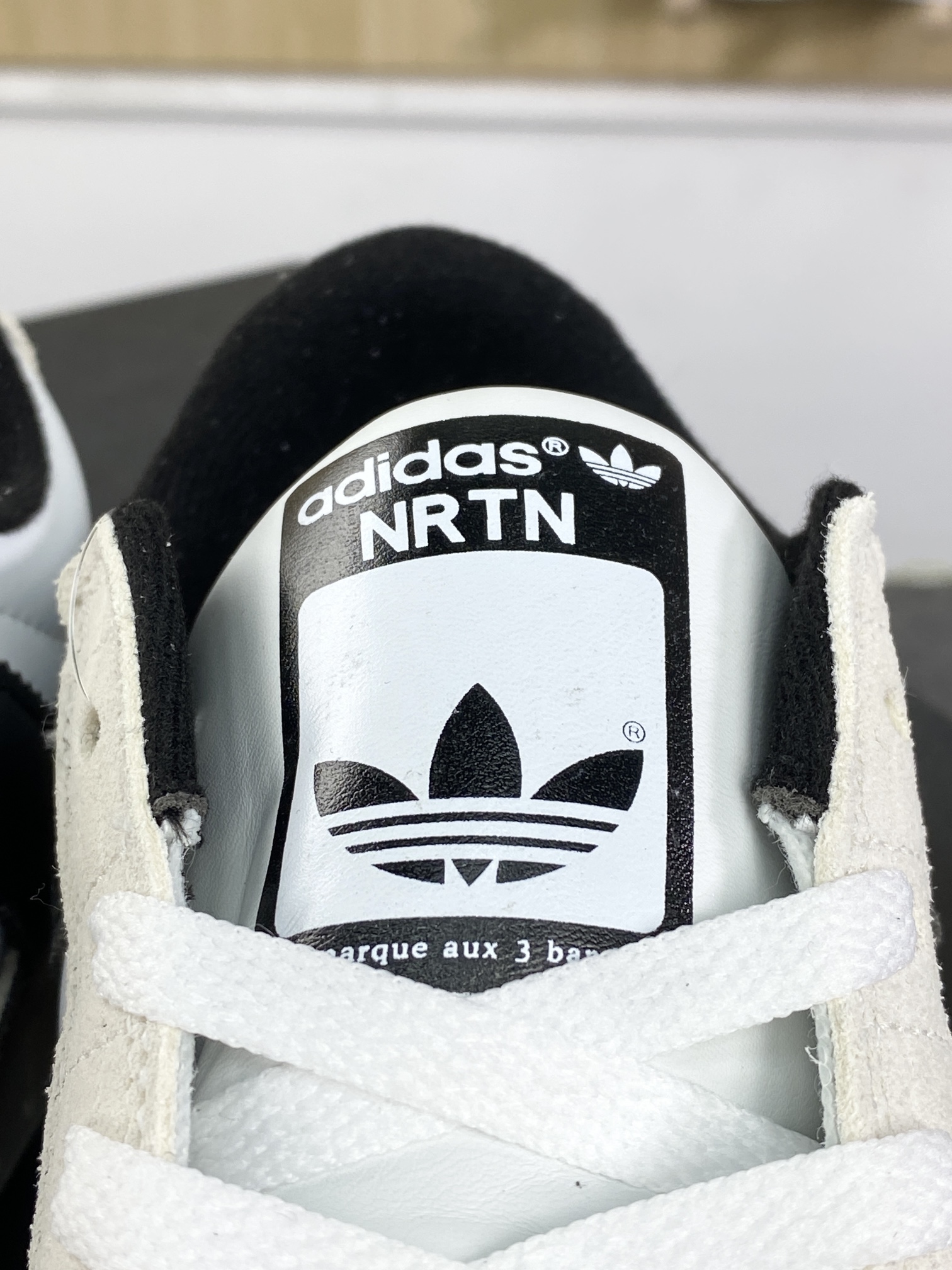 180 阿迪达斯Adidas Originals Nrtn Low 神经秩系列低帮板鞋“米白黑”IF8811