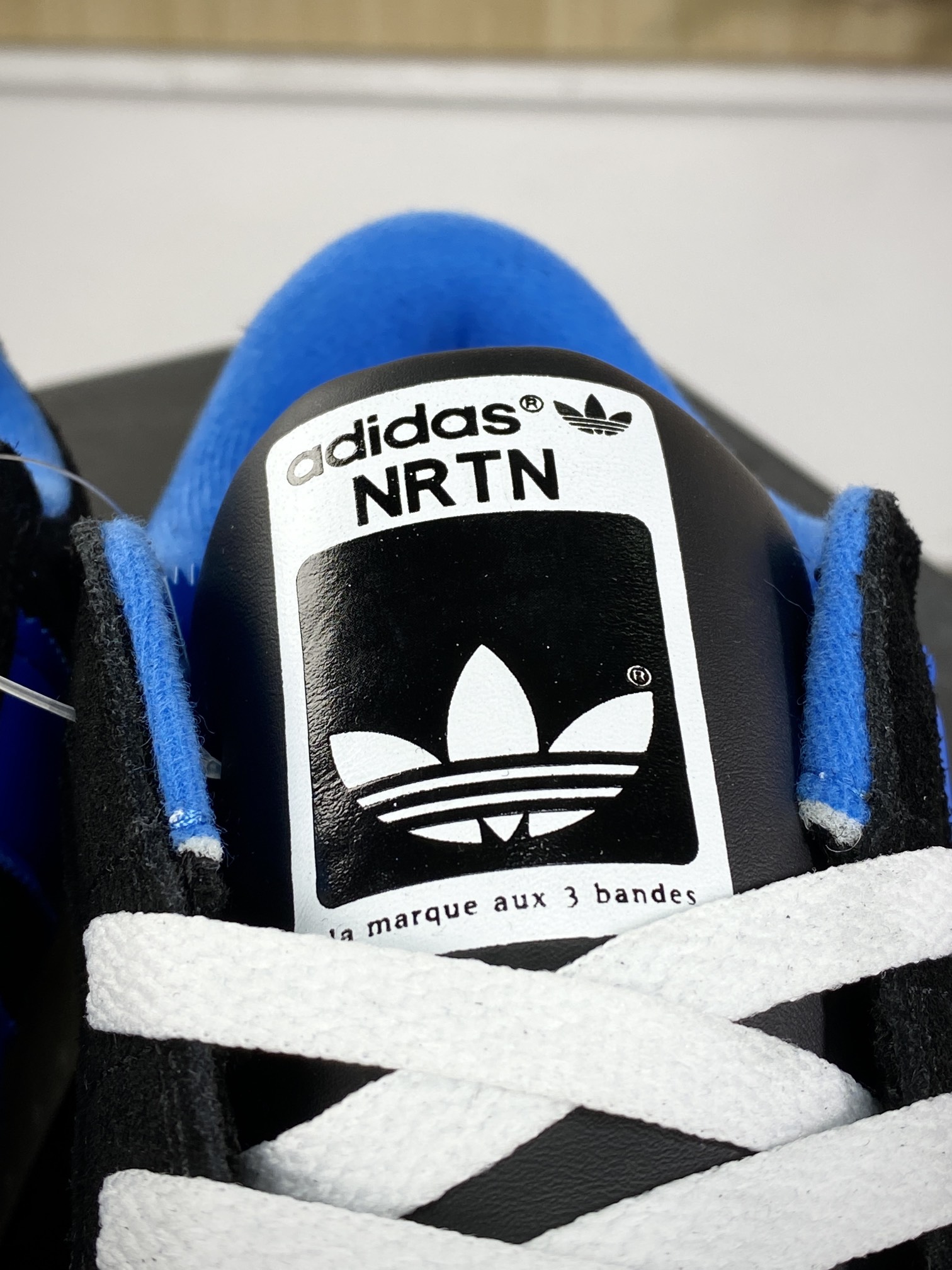 180 阿迪达斯Adidas Originals Nrtn Low 神经秩系列低帮板鞋“黑宝蓝”IF8804