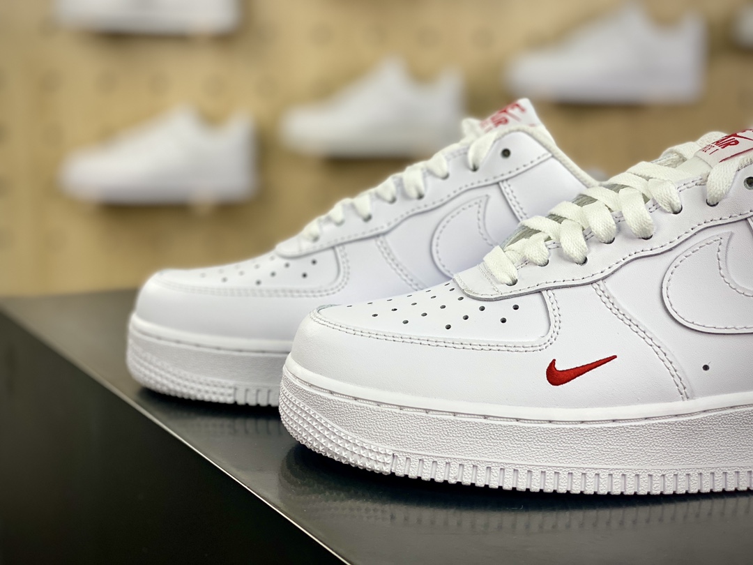 200 耐克Nike Air Force 1’07 Low LV8”White Red”空军一号板鞋“皮革白红小钩提环”FZ7187-100