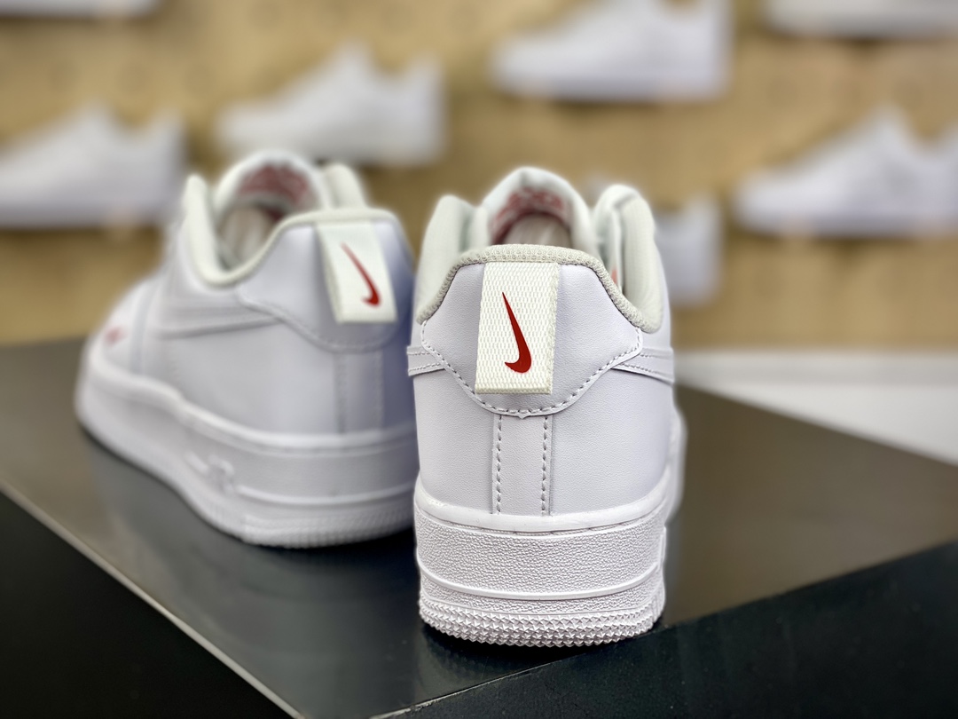 200 耐克Nike Air Force 1’07 Low LV8”White Red”空军一号板鞋“皮革白红小钩提环”FZ7187-100