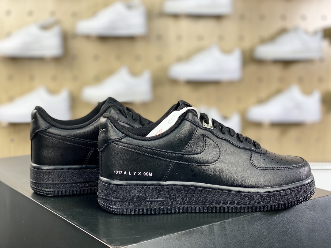 220 Nike Air Force 1 Low SP”Triple Black”空军一号板鞋“联名皮革全黑”FJ4908-001