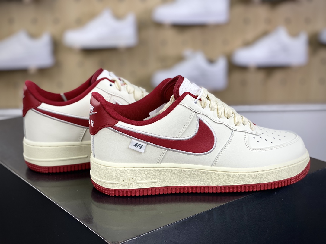 200 耐克Nike Air Force 1’07 Low”White University Red”空军一号板鞋“皮革白大学红电绣钩子”FV0392-101