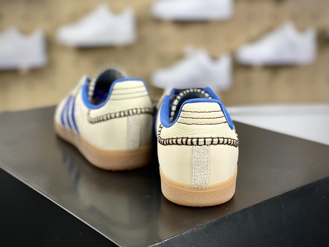 200 Wales Bonner x Adidas Originals Samba Classic”White/Royal Blue/Gum”桑巴舞板鞋“联名米白皇家蓝生胶底”IH7756