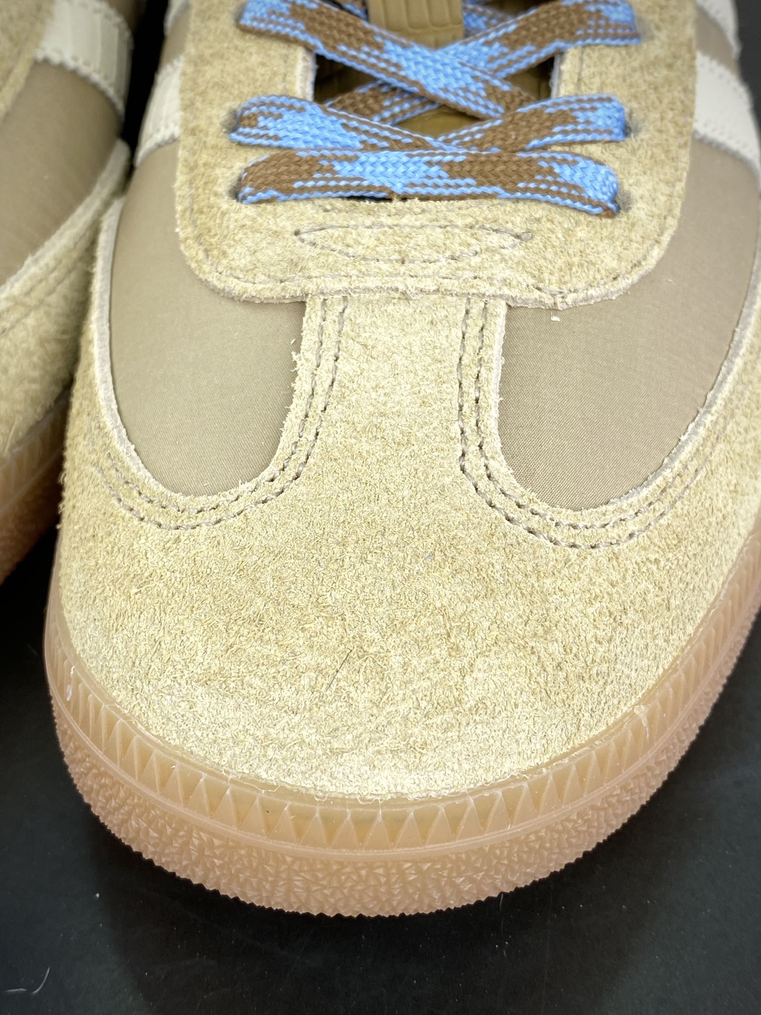 200 Wales Bonner x Adidas Originals Samba Classic”Tan/White/Gum”桑巴舞板鞋“联名奶茶黄奶白蓝生胶底”IH3261