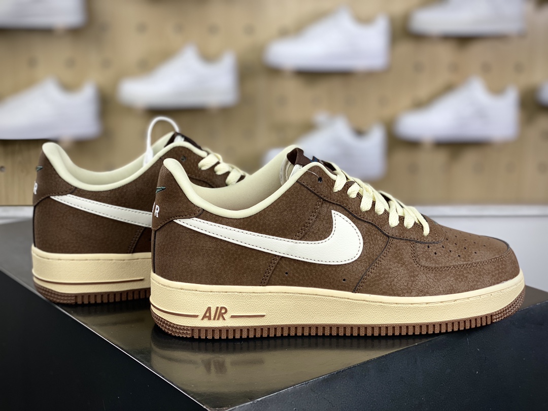 200 Nike Air Force 1’07 Low"Cacao Wow/Sail-Coconut Milk"空军一号板鞋“皮革深棕米白可可牛奶”FZ3592-259