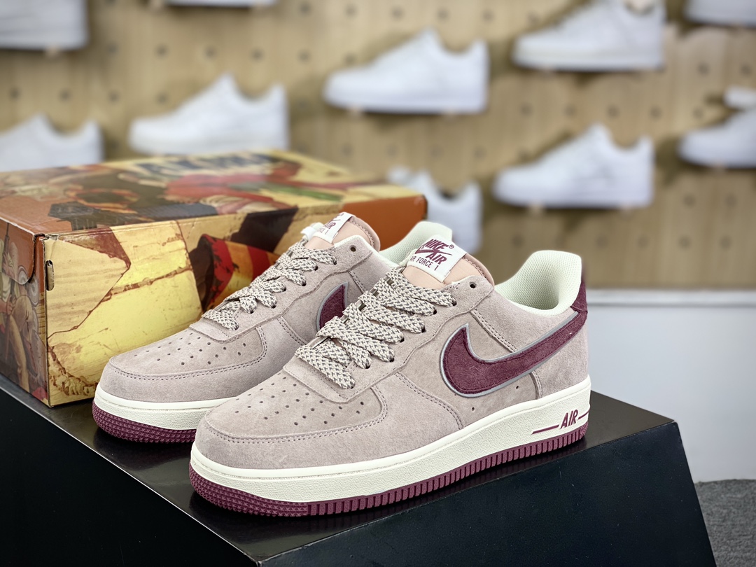 260 大友克洋/Otomo Katsuhiro x Nike Air Force 1’07 LV8 Low”AKIRA”空军一号板鞋“麂皮淡粉玫瑰花”KT0036-088