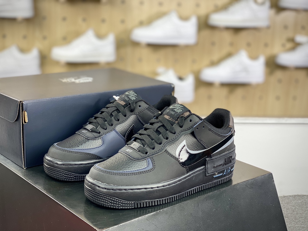 200 耐克Nike WMNS Air Force 1 Shadow”Triple Black”空军一号轻量板鞋“皮革全黑武士”FB7582-001