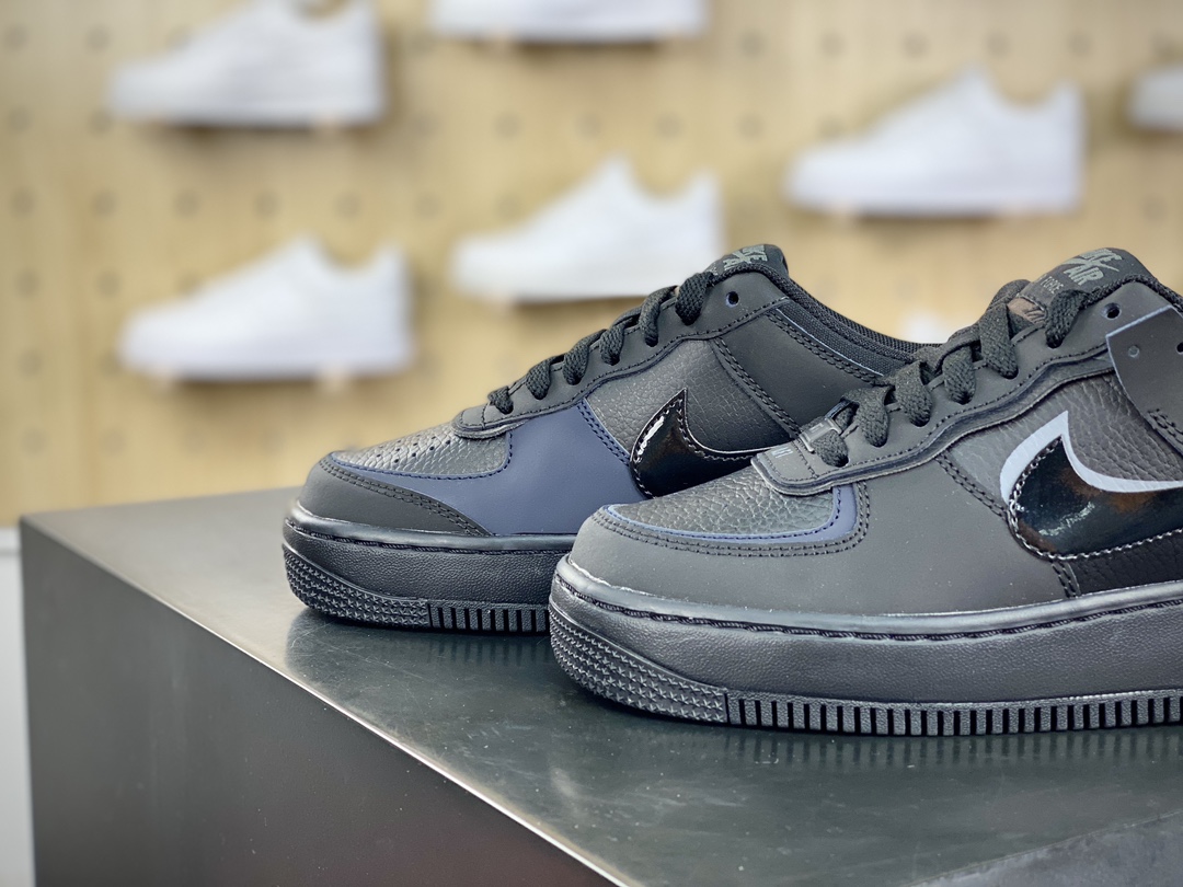 200 耐克Nike WMNS Air Force 1 Shadow"Triple Black"空军一号轻量板鞋“皮革全黑武士”FB7582-001