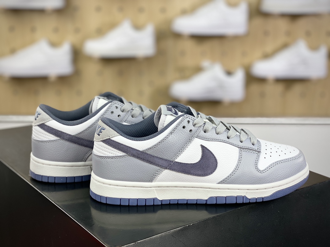 240 耐克Nike SB Dunk Low SE"Light Carbon"扣篮系列低帮板鞋“雾霾蓝灰麂皮”FJ4188-100