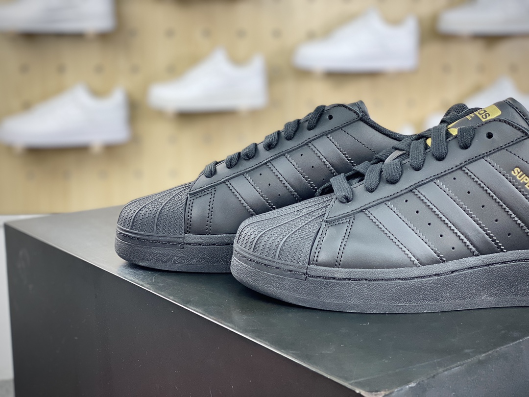 200 阿迪达斯/三叶草Adidas Originals Superstar XLG 贝壳头系列低帮板鞋“皮革武士黑金LOGO”ID4656