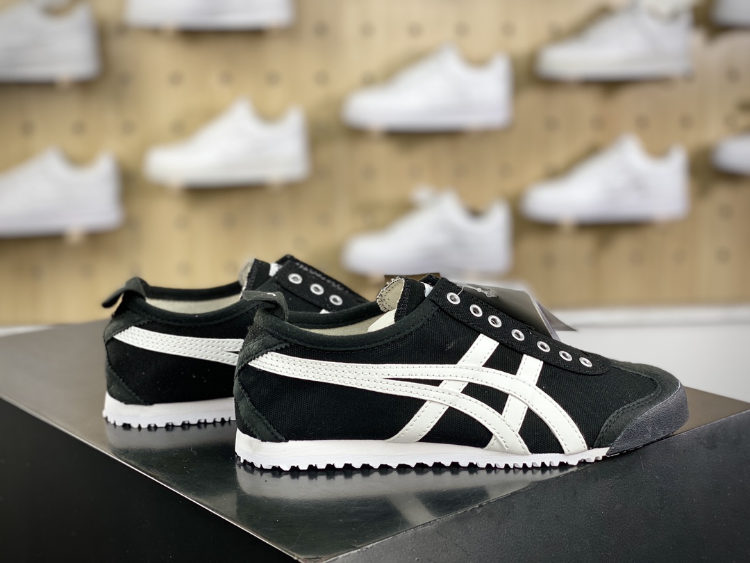 140 鬼塚虎/Onitsuka Tiger  Mexico 66 Slip-On 墨西哥系列复古慢跑鞋“帆布黑白”1183A746-001