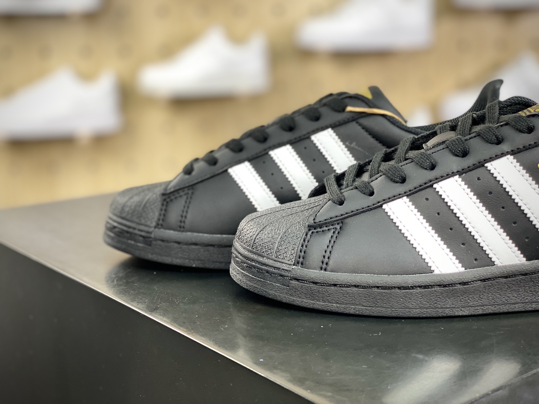 160 阿迪达斯/三叶草Adidas Originals Superstar”Black/White”经典贝壳头板鞋“20新版黑白金标”EG4959