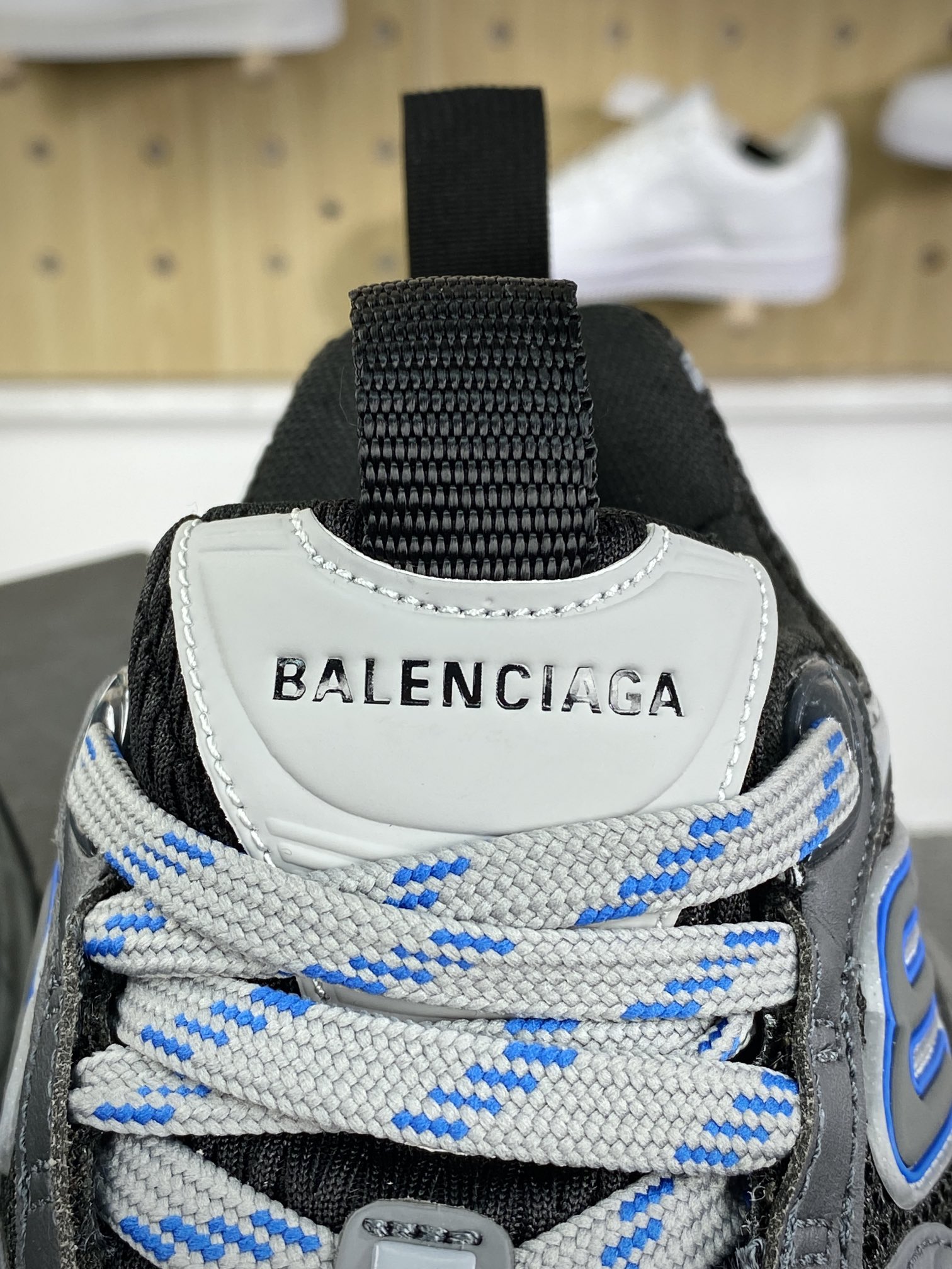 400 法国高端奢侈品牌-巴黎世家BALENCIAGA Cargo Sneaker 10XL船型系列低帮运动鞋“黑灰蓝绿做旧”784344 W2MV2 1143