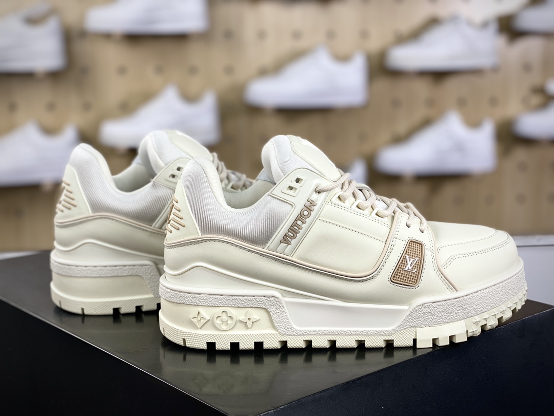 500 LV路易威登Louis Vuitton Trainer Maxi Low Leather Sneaker 面包版板鞋“米白卡其胖丁面包”1A88BK