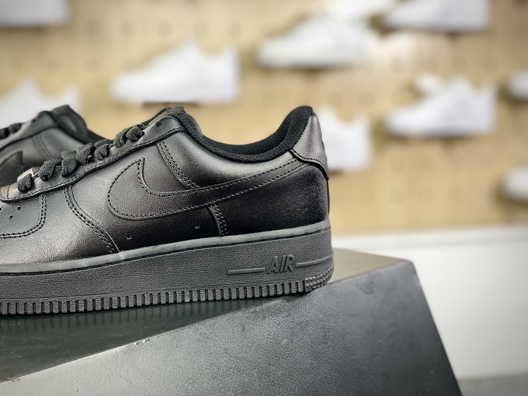 160 Nike Air Force 1'07 Low”Triple/Black”空军一号低帮板鞋“皮革亮皮全黑”CW2288-001