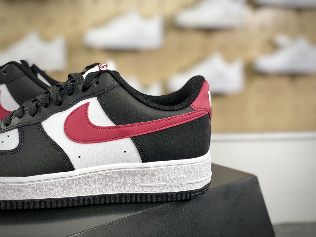 200 耐克Nike Air Force 1’07 Low”Black Dark Team Red”空军一号板鞋“皮革黑白酒红钩子”FZ4351-001