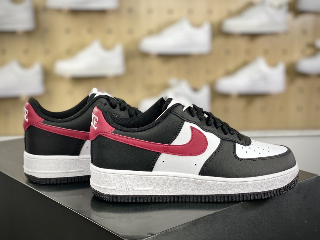 200 耐克Nike Air Force 1’07 Low”Black Dark Team Red”空军一号板鞋“皮革黑白酒红钩子”FZ4351-001