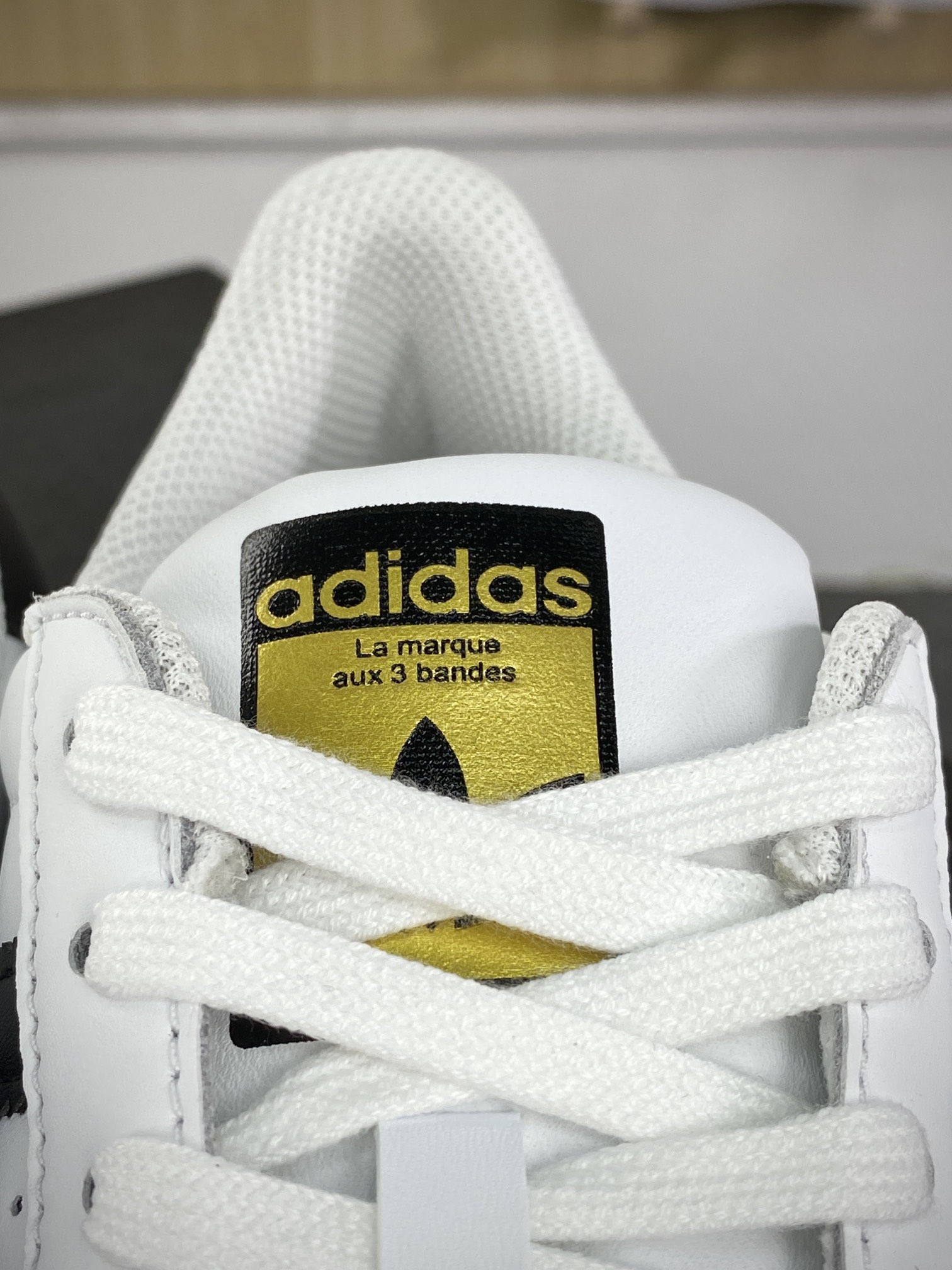 160 阿迪达斯/三叶草Adidas Originals Superstar”White/Black/Gold”经典板鞋“20版皮革白黑金标”EG4958