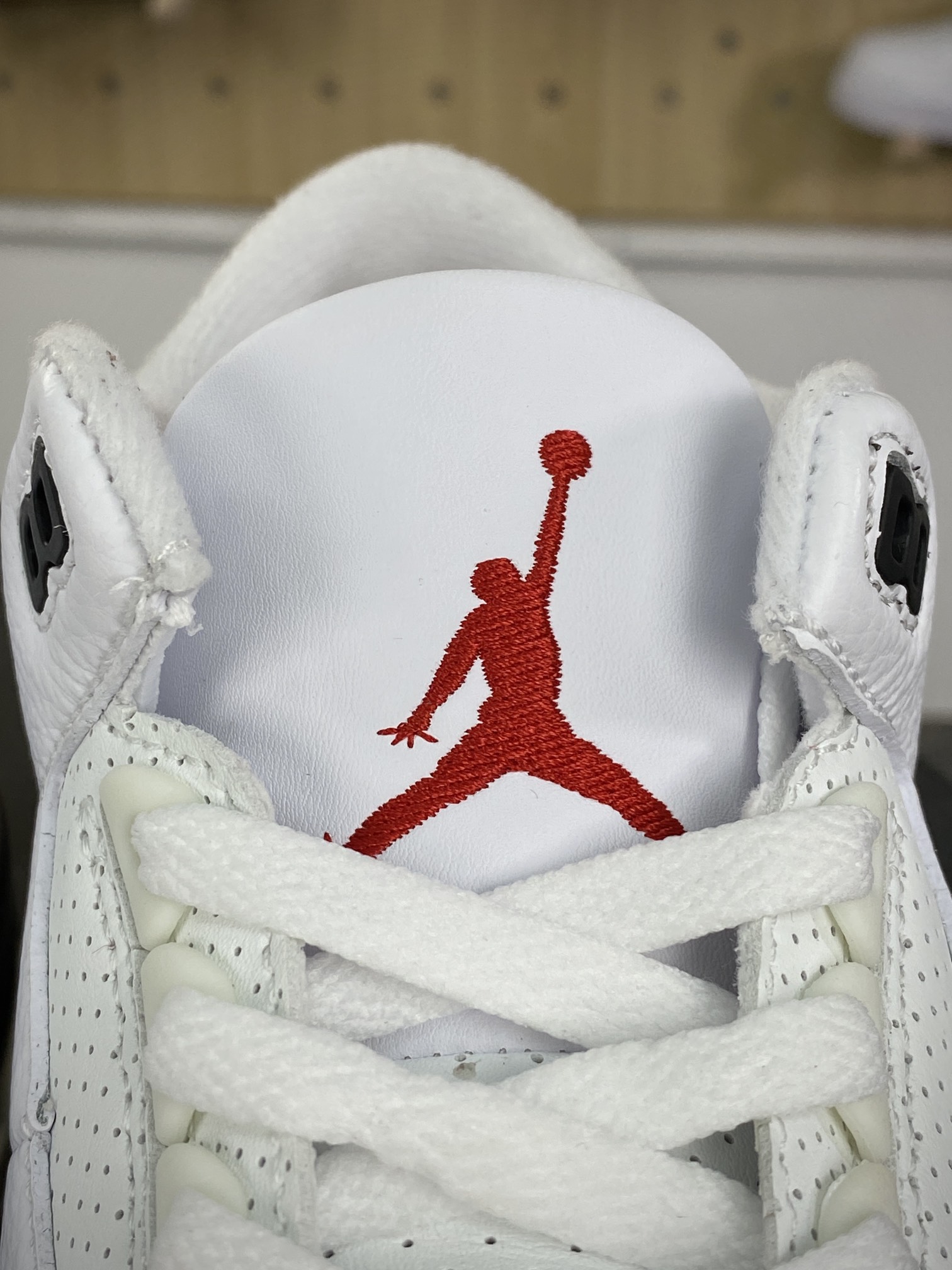 280 耐克Nike Air Jordan 3 Retro"White Cement Reimagined"迈克尔·乔丹AJ3代中帮篮球鞋“白水泥爆裂纹氧化黄”DN3707-100