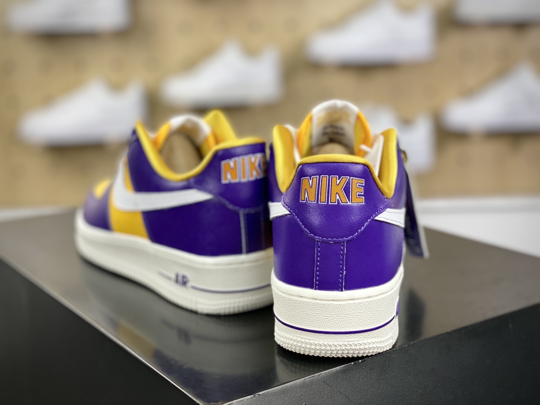 200 耐克Nike Wmns Air Force 1’07 Low SE”Be True to Her School”空军一号板鞋“皮革湖人紫黄”FJ1408-500