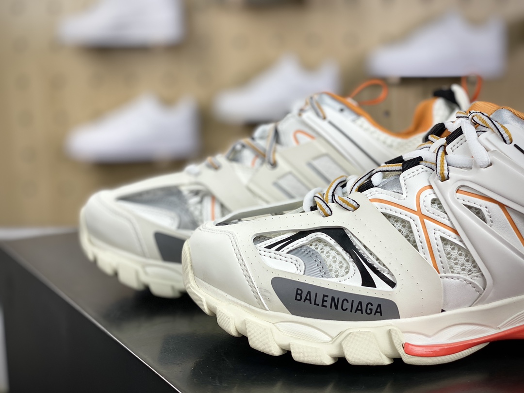 280 巴黎世家BALENCIAGA Track Trainers 3.0代复古野慢跑鞋“米白银橙黑3M”542023 W1GB1 9059