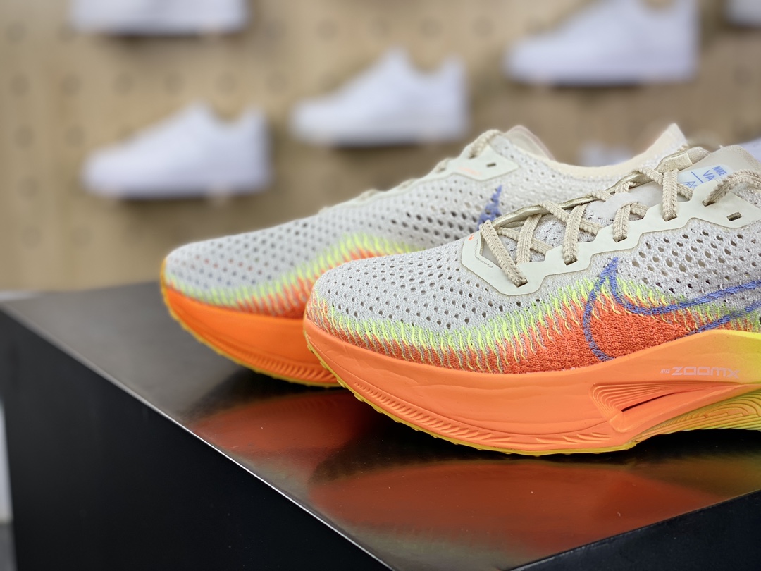 220 耐克Nike ZoomX Vaporfly Nextquot;Pink/Yellow/Black"空气飞行3慢跑鞋“针织白黄荧光绿渐变”DV4129-101