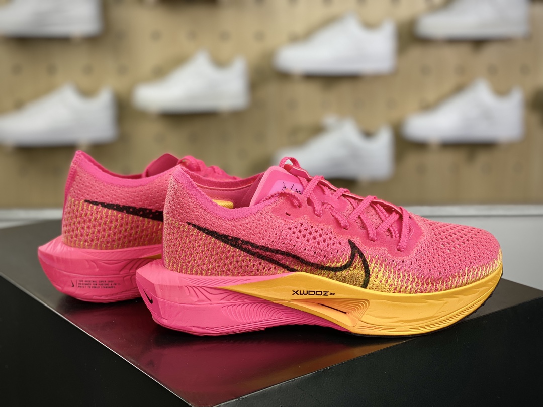 220 耐克Nike ZoomX Vaporfly Next% 3”Pink/Yellow/Black”空气飞行3代系列慢跑鞋“针织骚粉黄黑”DV4129-600