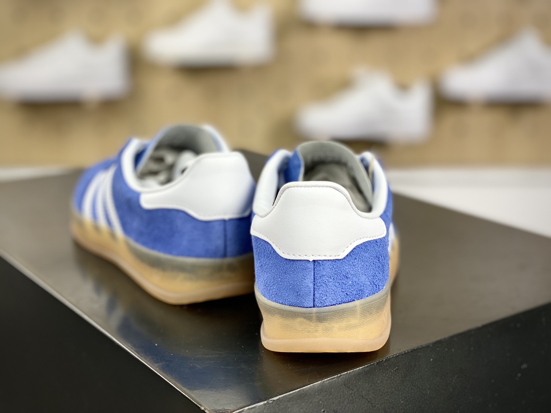 160 阿迪达斯Adidas Gazelle Indoor Trainers 羚羊内训系列低帮板鞋“麂皮学院浅蓝白生胶底”HQ8717