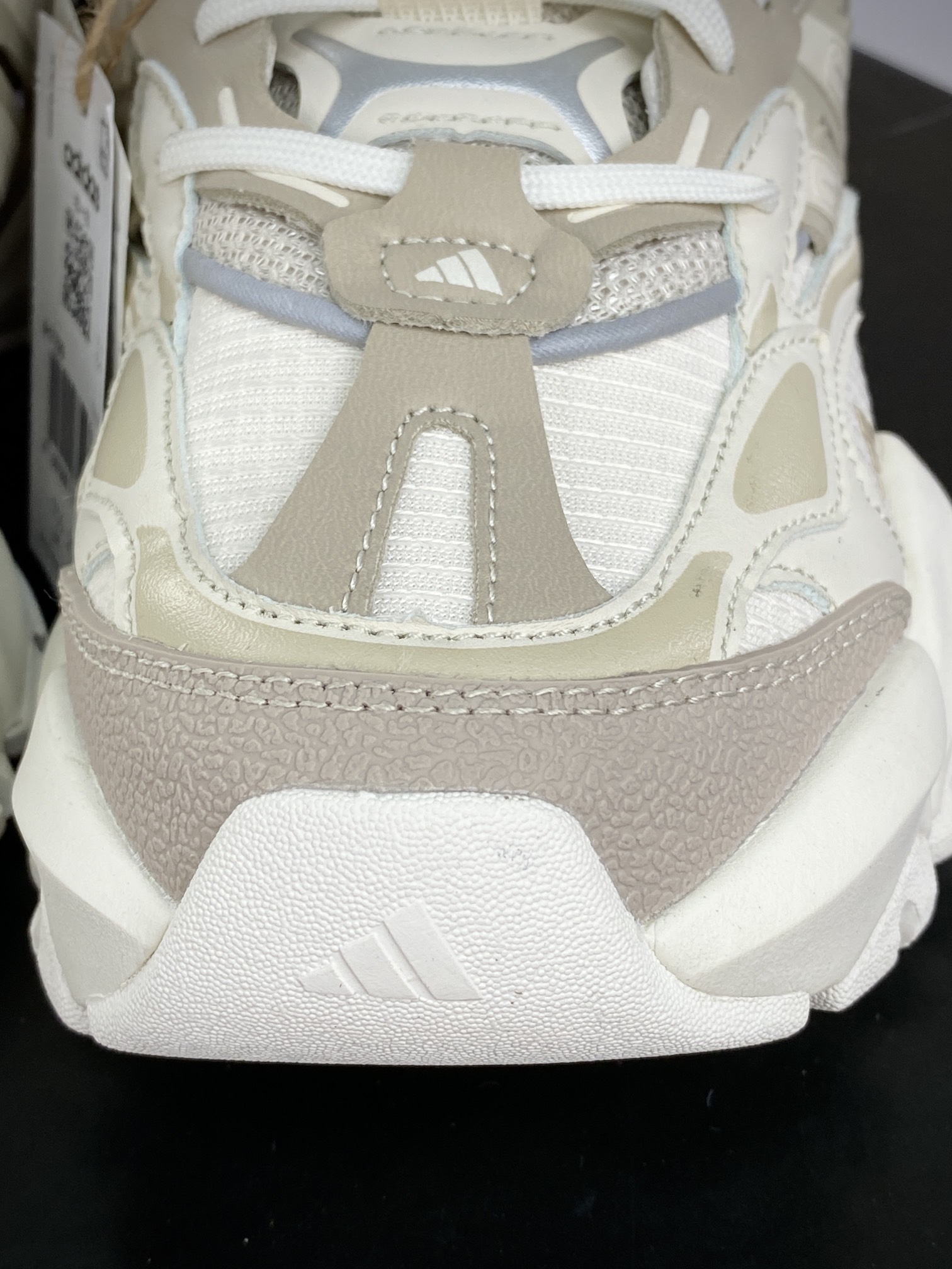 260 阿迪达斯Adidas XLG Runner Deluxe 跑步者豪华版慢跑鞋“浅卡其米白”IH7799