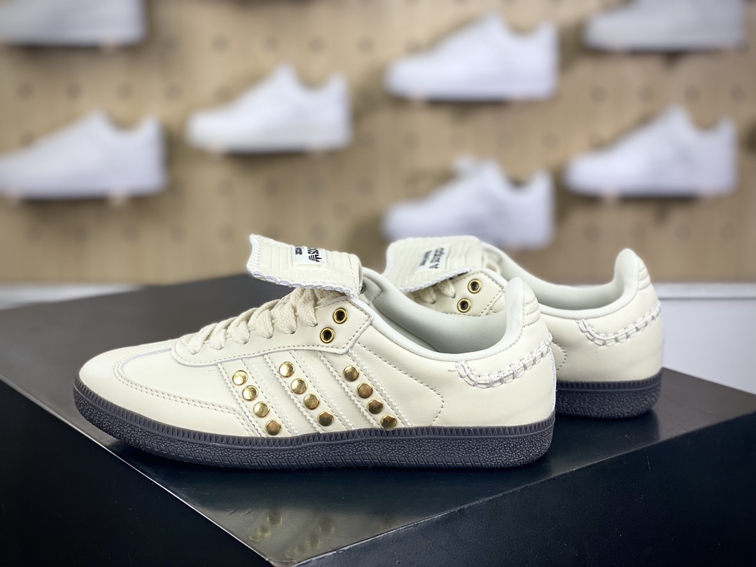 200 Wales Bonner x Adidas Originals Samba Classic"Studded Pack Cream"桑巴舞板鞋“联名奶白金铆钉”IG4304