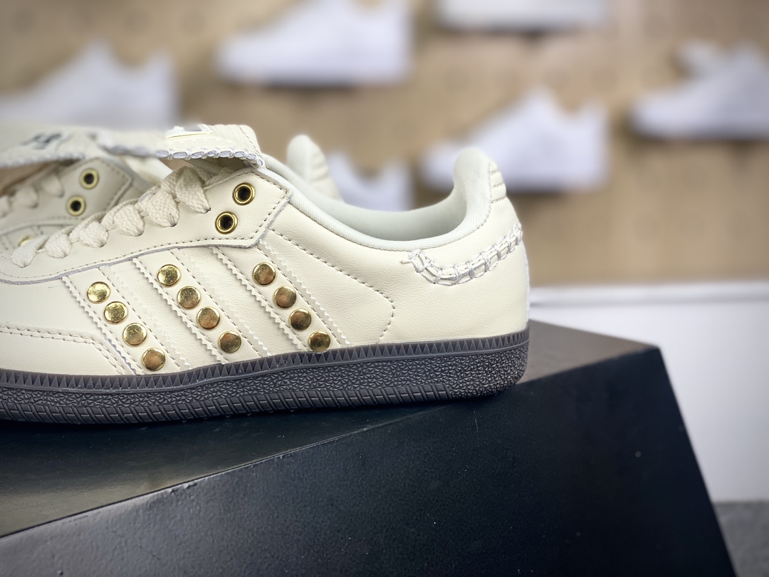 200 Wales Bonner x Adidas Originals Samba Classic"Studded Pack Cream"桑巴舞板鞋“联名奶白金铆钉”IG4304