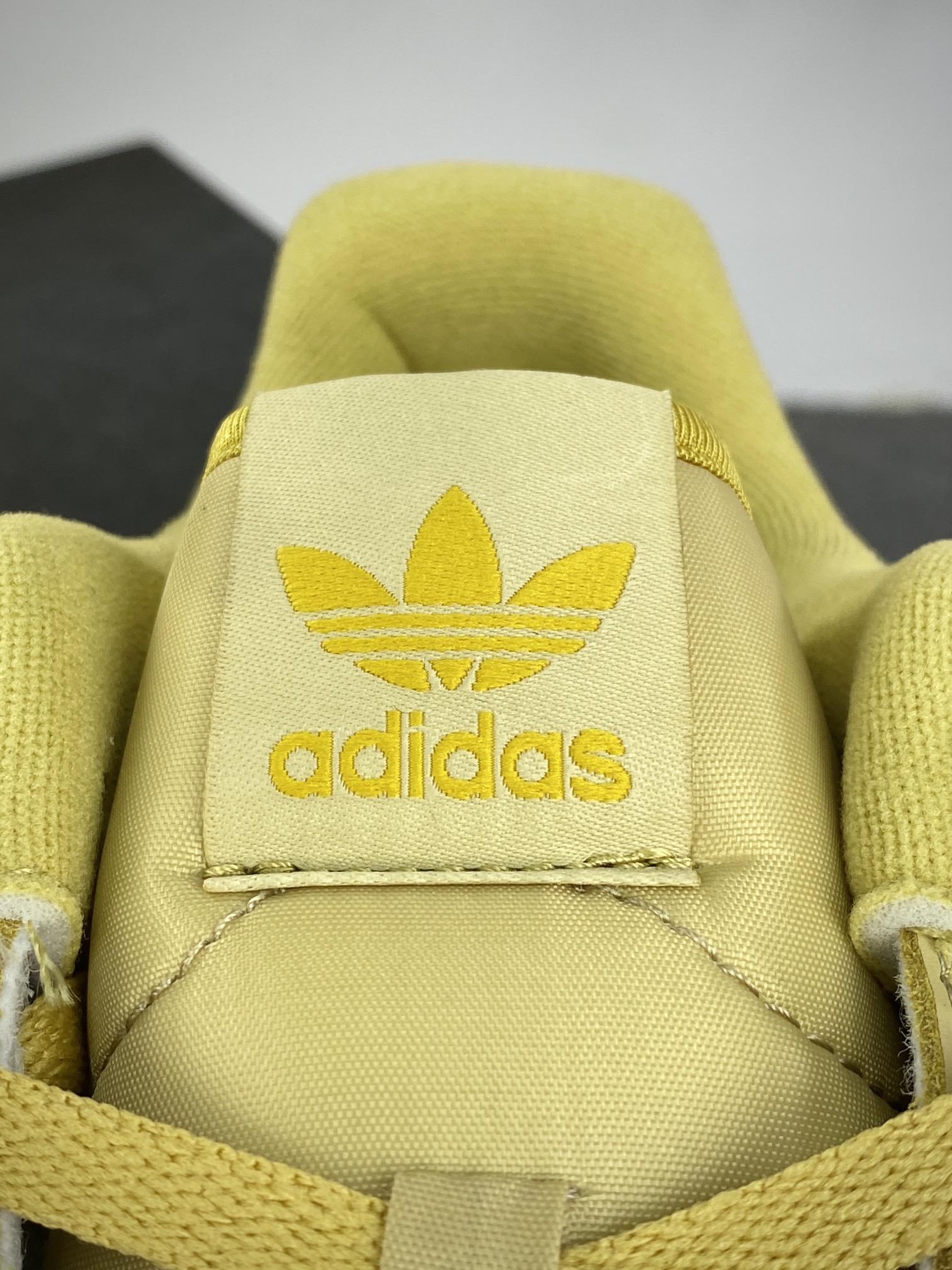 240 阿迪达斯/三叶草Adidas Originals Forum Low 罗马系列低帮板鞋“磨砂土黄”ID0991