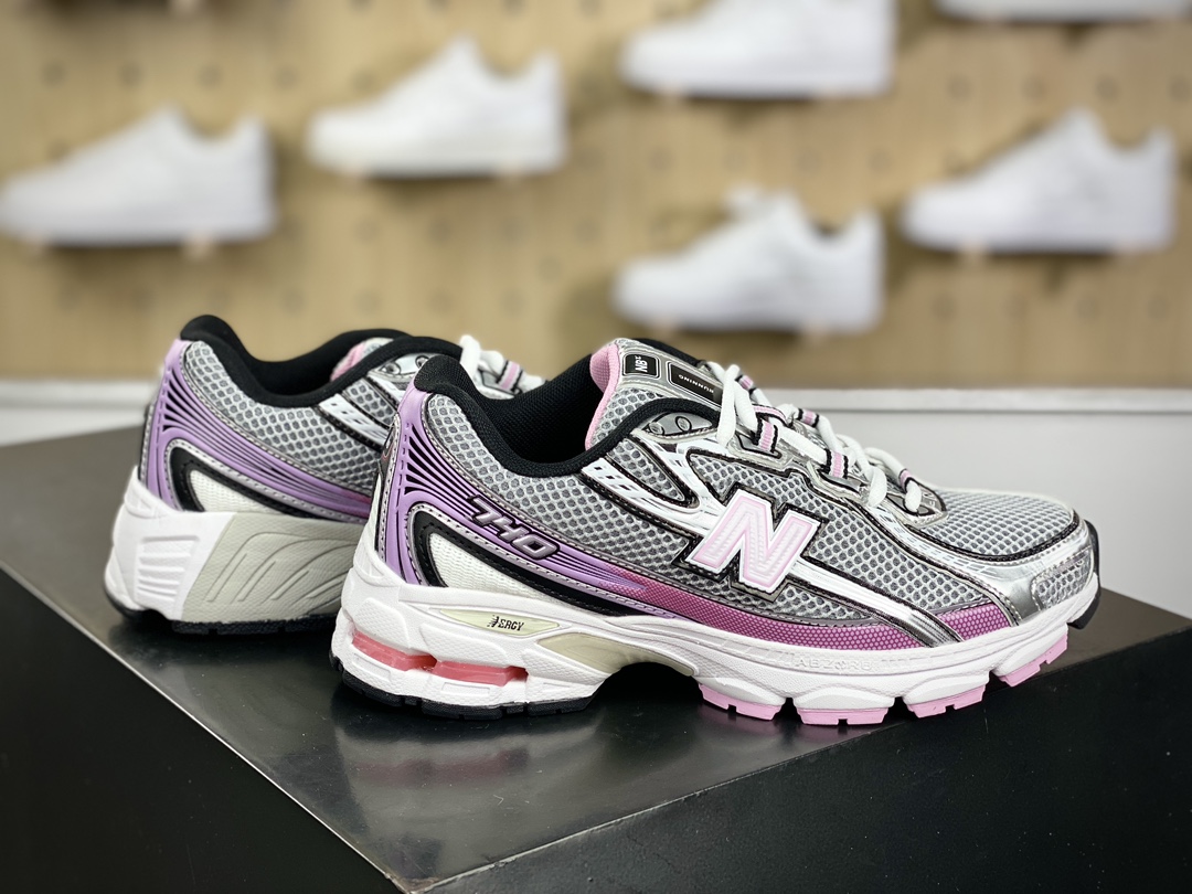 240 新百伦New Balance MR740系列低帮复古老爹风休闲运动慢跑鞋“银黑浅粉”WR740SF