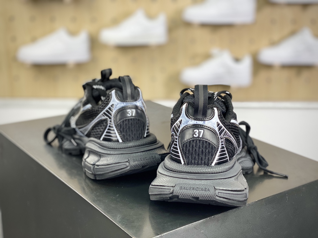 420 巴黎世家BALENCIAGA 3XL Sneakers 3+系列低帮复古慢跑鞋“网织黑白做旧”734731 W3XL59110