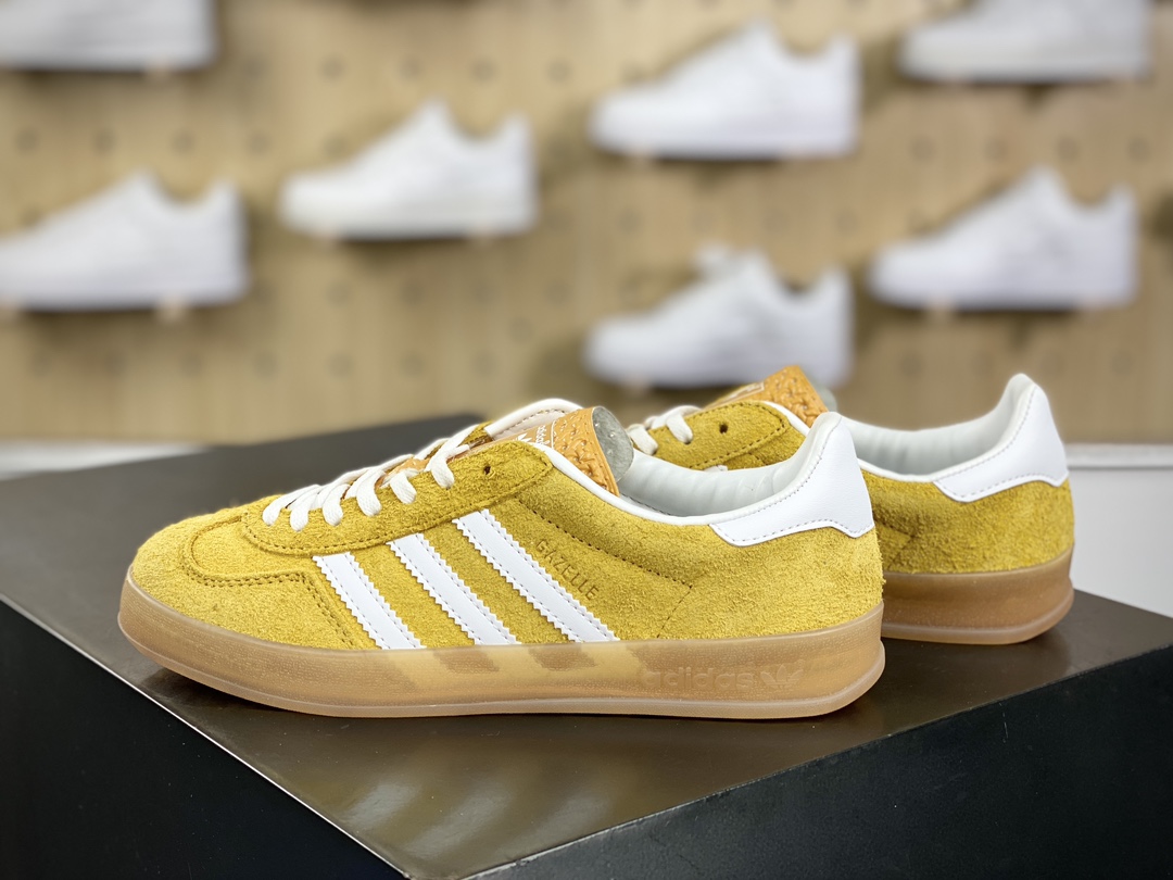 阿迪达斯Adidas Gazelle Indoor Trainers 羚羊内训系列低帮板鞋“麂皮土黄白生胶底”HQ8716