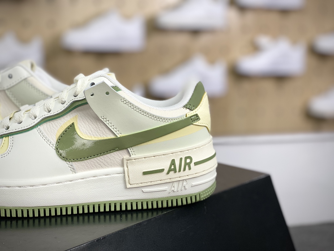 200 耐克Nike WMNS Air Force 1 Shadow"Matcha Green"空军一号板鞋“皮革补丁黄抹茶绿”FN6335-101