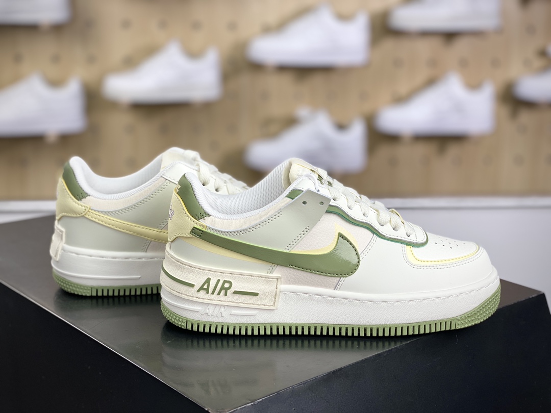 200 耐克Nike WMNS Air Force 1 Shadow"Matcha Green"空军一号板鞋“皮革补丁黄抹茶绿”FN6335-101