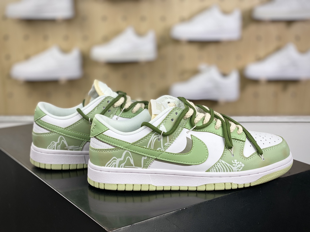 200 耐克Nike SB Dunk Low Lot"Longjing Tea"扣篮系列低帮休闲运动滑板板鞋“皮革米白绿龙井茶”DV0831-003