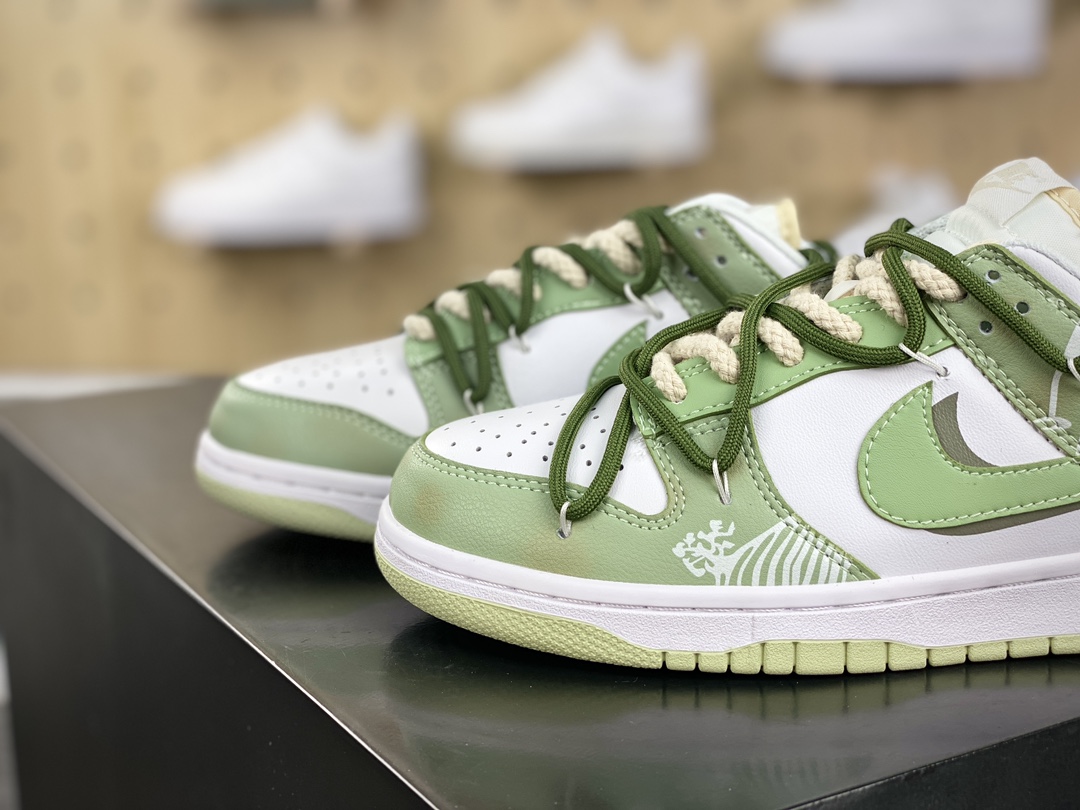 200 耐克Nike SB Dunk Low Lot"Longjing Tea"扣篮系列低帮休闲运动滑板板鞋“皮革米白绿龙井茶”DV0831-003