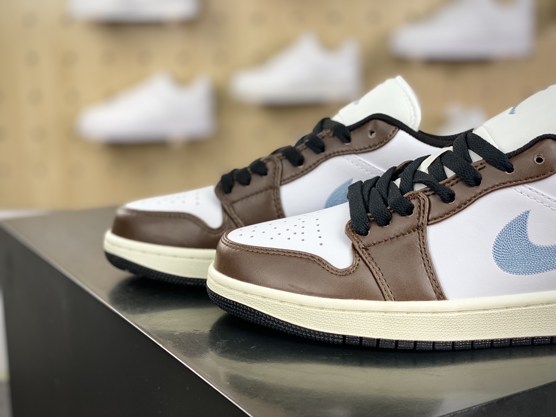 180 耐克Nike Air Jordan 1 Low GS"Mocha Blue Gray"AJ1乔丹一代低帮篮球鞋“白棕摩卡棕牛仔刺绣”FQ8156-142